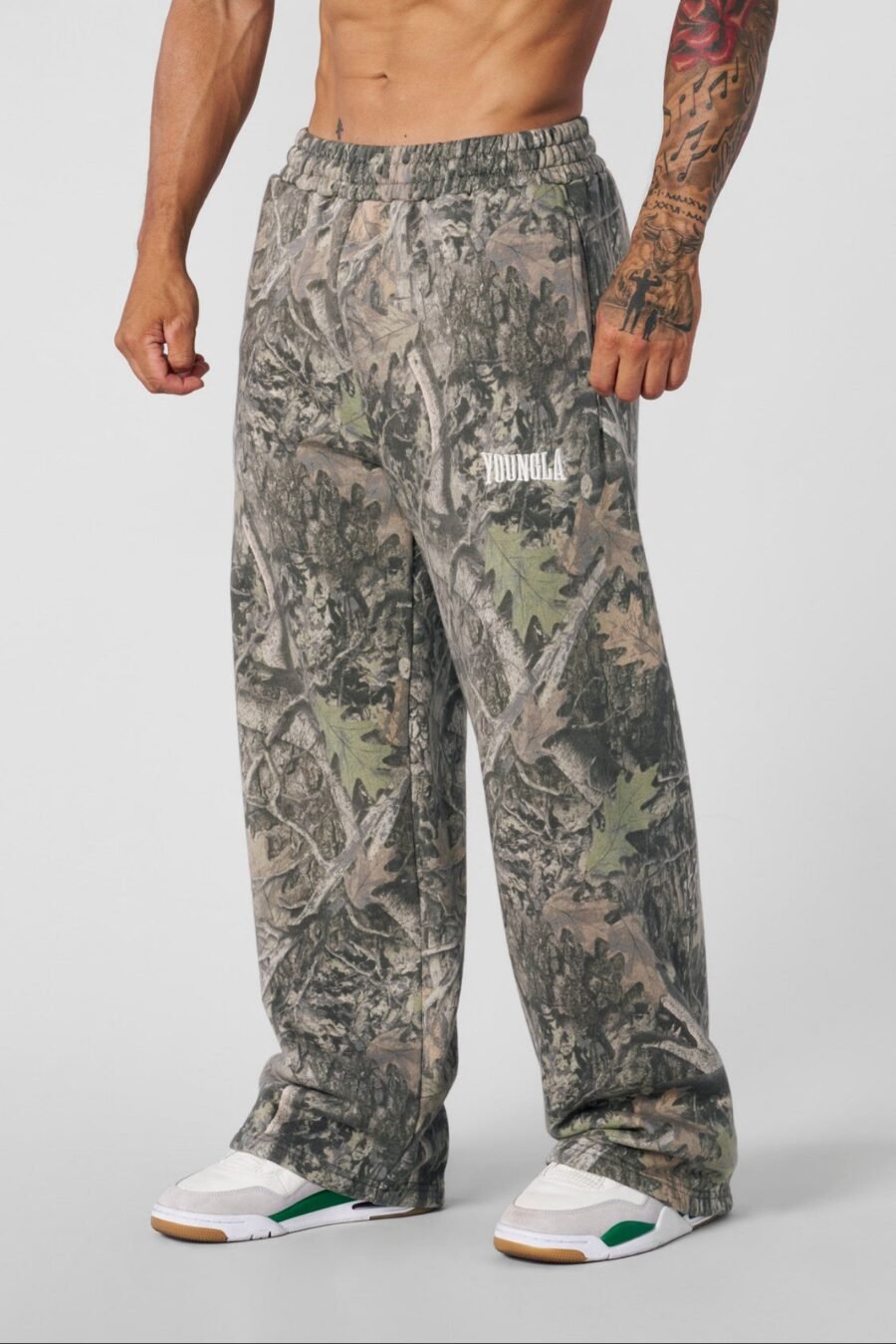 2133 - Tree Camo Baggy Sweats Green | YOUNGLA