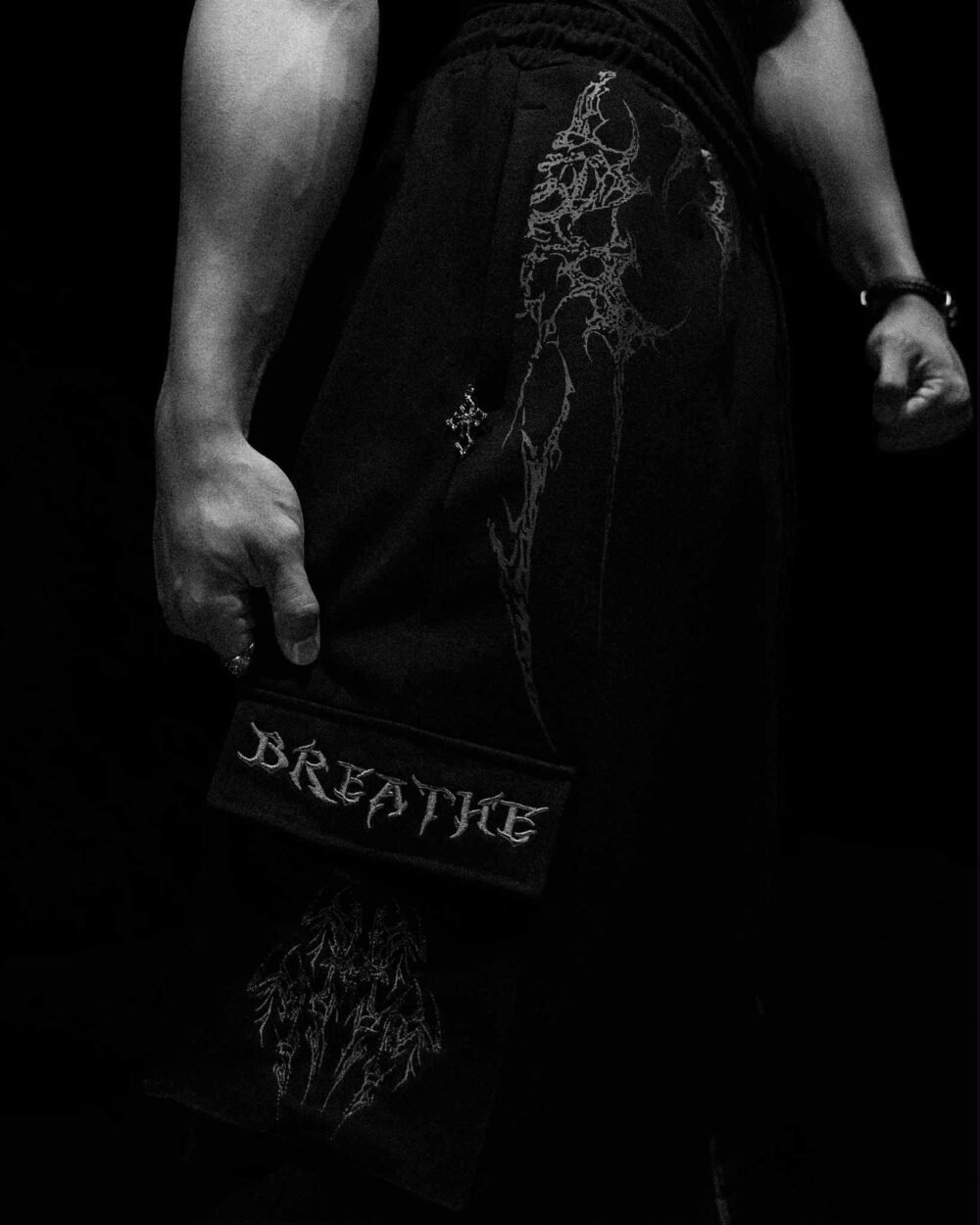 Bloodmoon Luxury cargos [MIDNIGHT]  | BREATHEDIVINITY