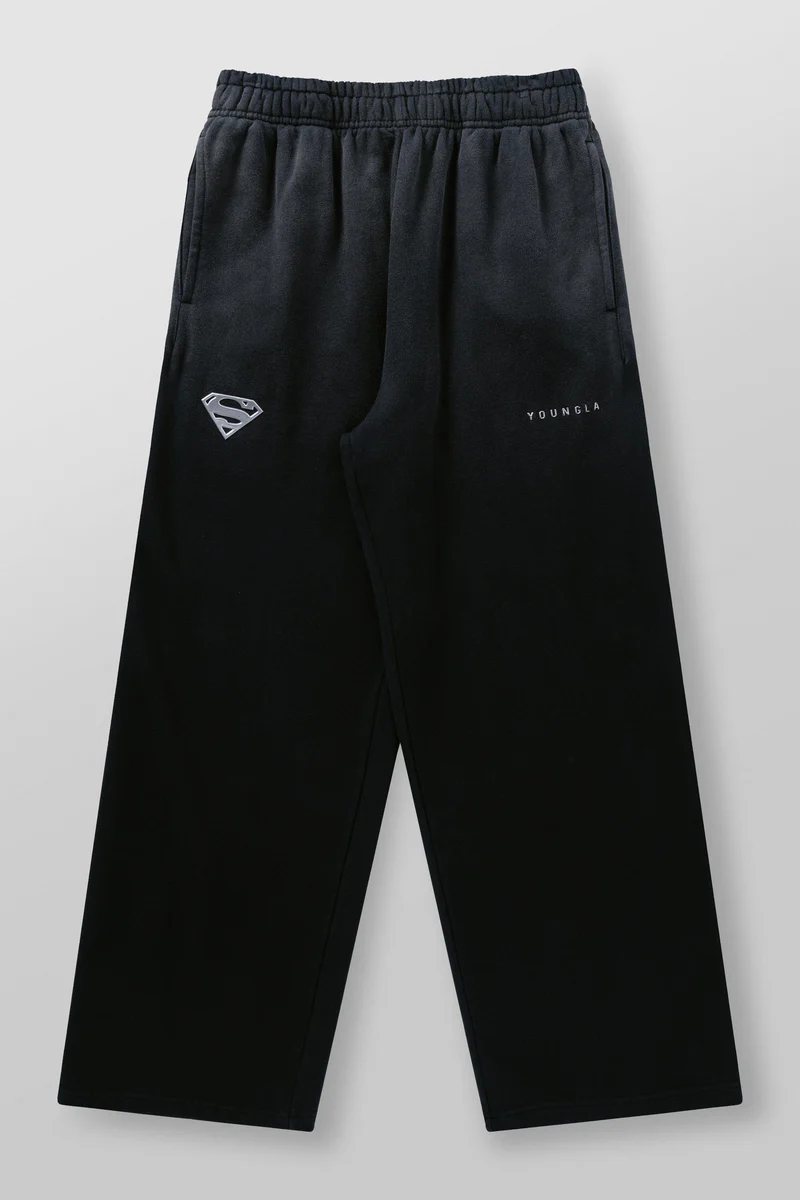 2032 Superman Sweats – Black Wash | YOUNGLA