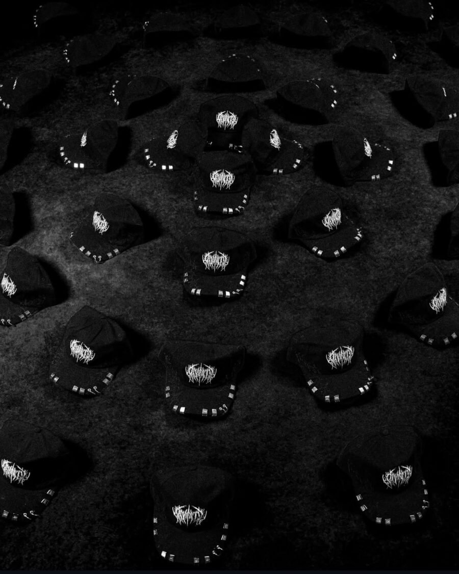 Metallic Logo Cap [Void Black Jul ]