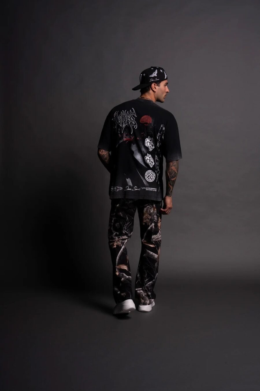 In The Shadows "PREMIUM" Oversized | DARCSPORT