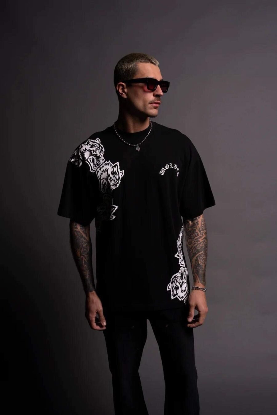 SURROUNDED BY FAMILY "PREMIUM" OVERSIZED UNISEX TEE IN BLACK | DARCSPORT