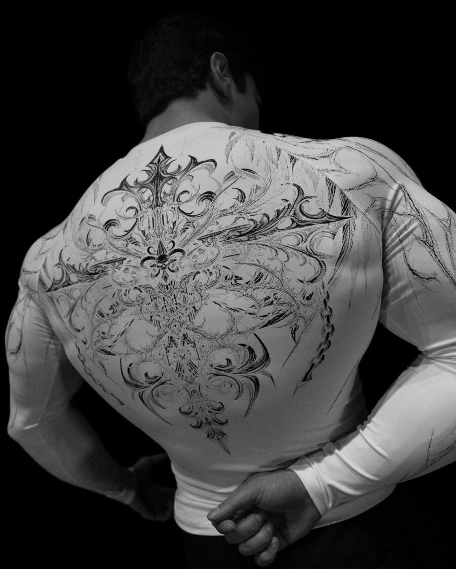 Void Tech Fallen Knight longsleeve Compression [Divinity White  Febrero] | BREATHEDIVINITY