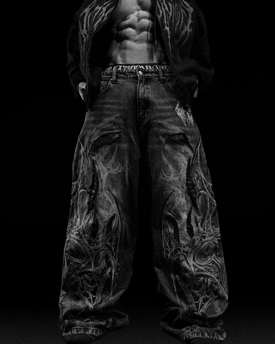 Soul Decay Oversized Distressed Denim Jeans - ALLOY WASHED