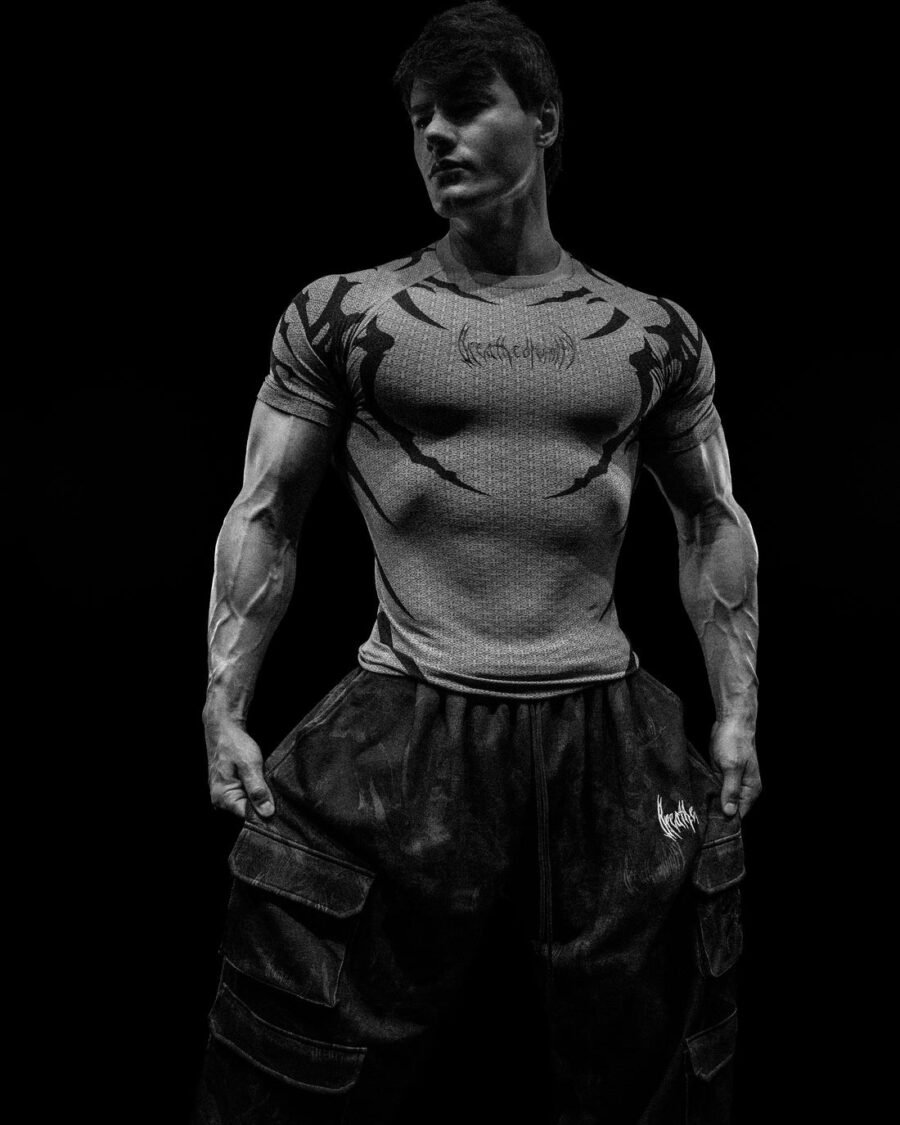 DoomTech short sleeve compressions [Divine White Julio]