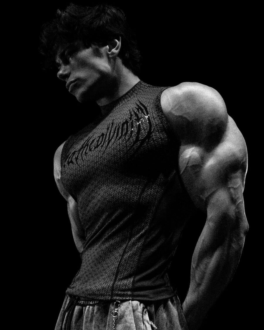 DoomTech Armored CutoffCompression [Midnight Julio] | BREATHEDIVINITY